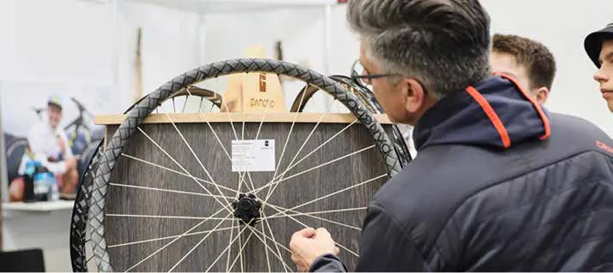 Fahrradkomponenten & Zubehör